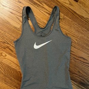Nike tank